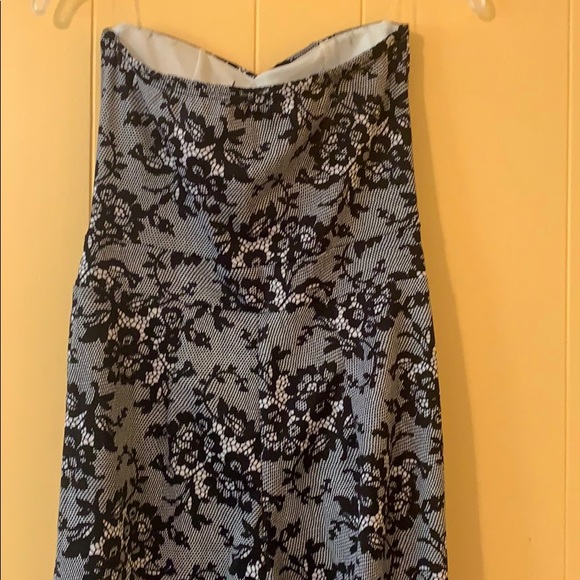 Coco Avante lace-motif strapless jumpsuit - Picture 3 of 5